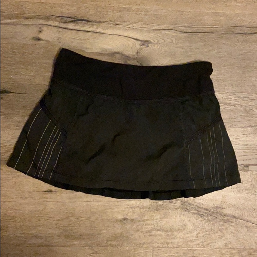 Black lululemon tennis skirt